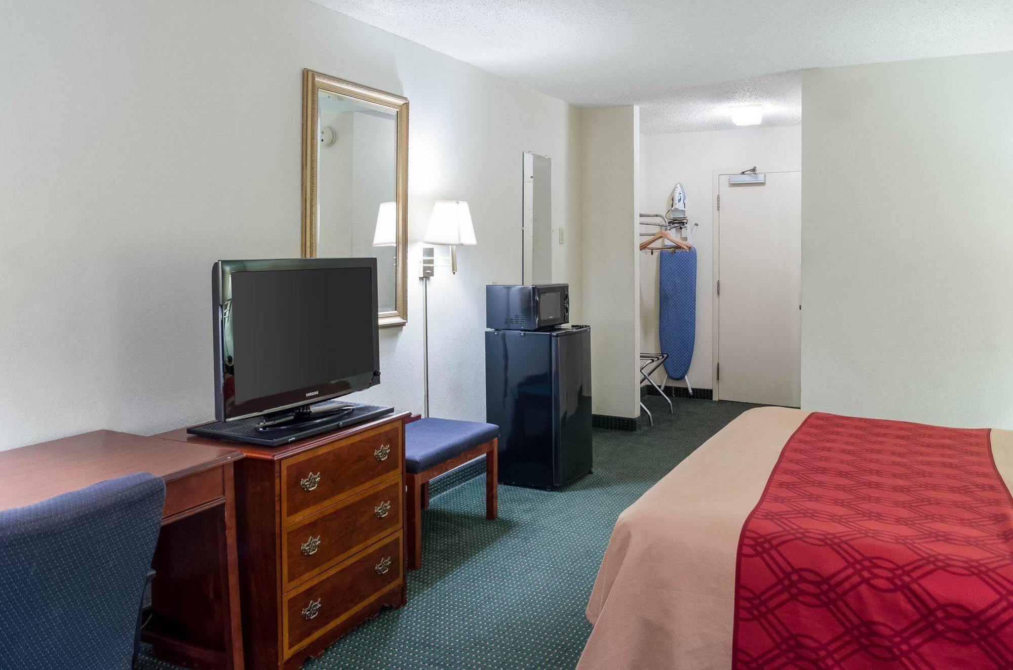 Lodge Econo Yazoo City